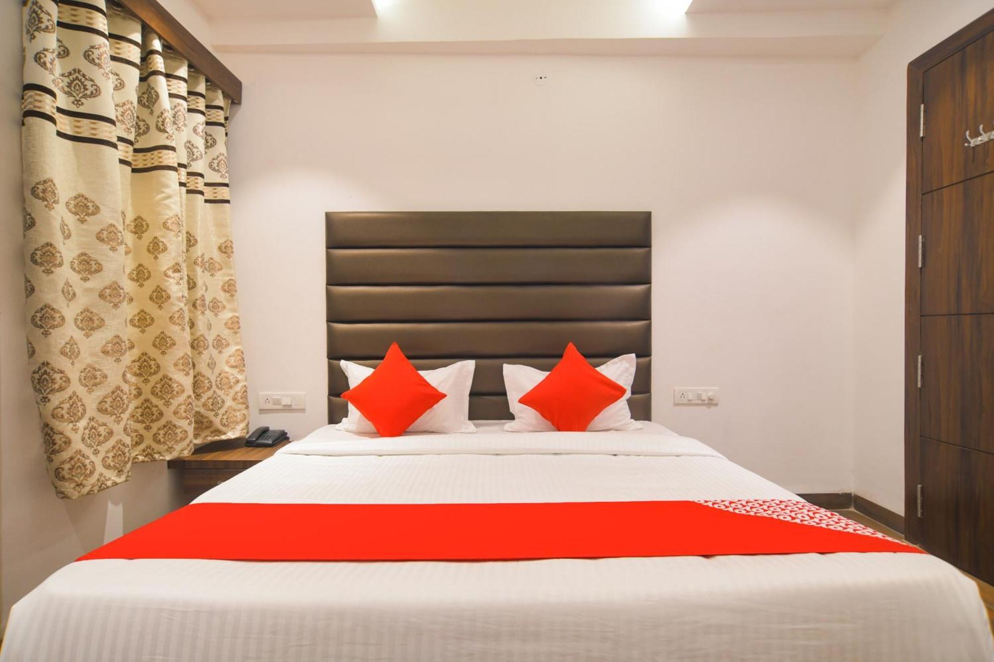 Hotel O Rudraksh Индаур Экстерьер фото